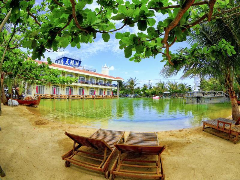 Swan Lake Villa Resort Nanwan Exterior photo