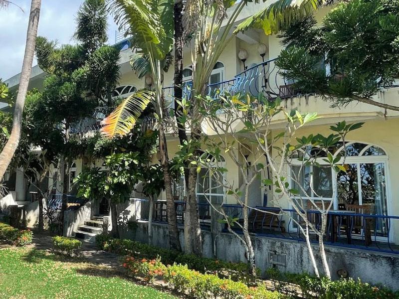 Swan Lake Villa Resort Nanwan Exterior photo